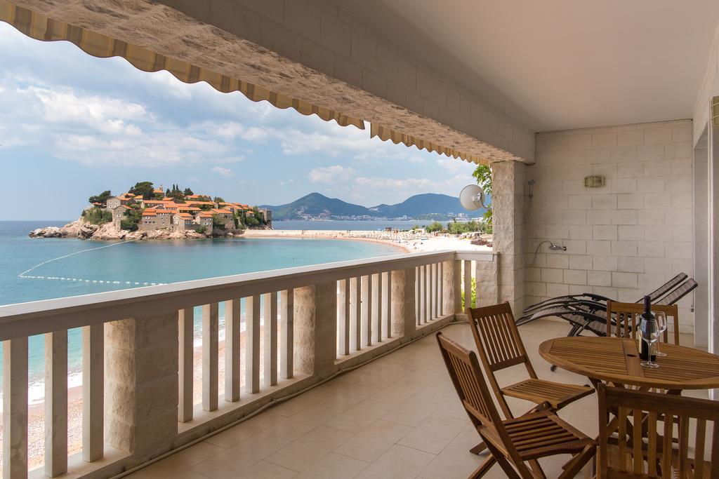 Saint Stefan Apartments Sveti Stefan Room photo